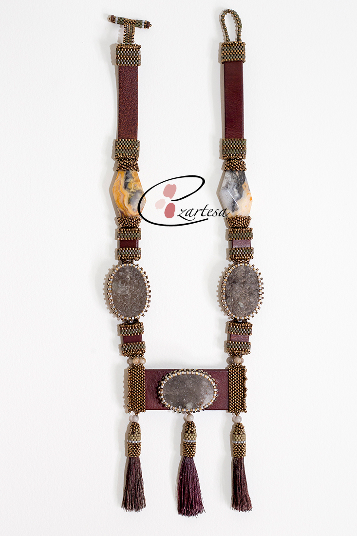 druzy-leather-necklace-ezartesa