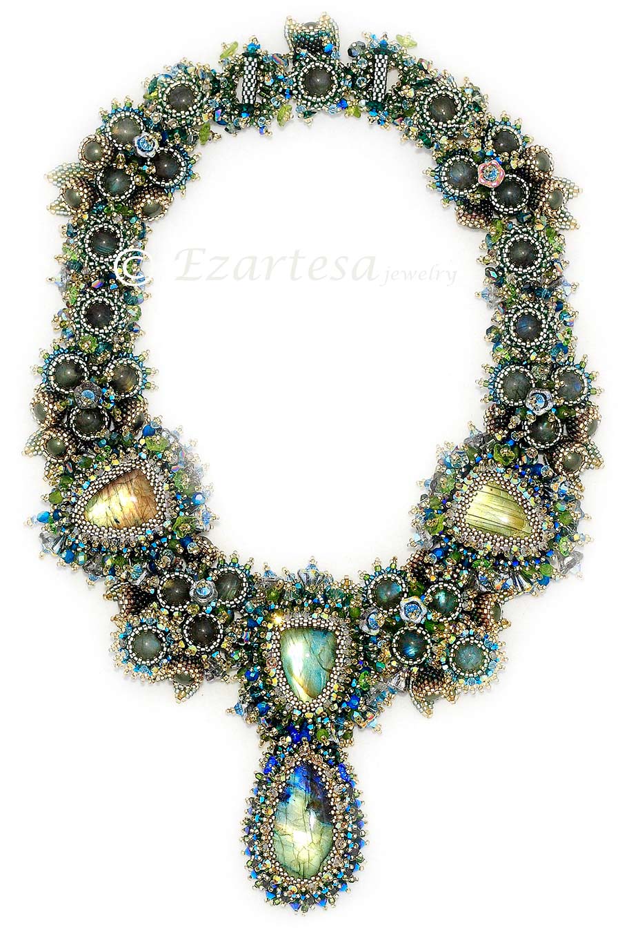 Labradorite gemstone beaded necklace aquarius zodiac sign gemstone © Ezartesa design https://ezartesa.com